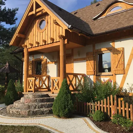 Willa Deluxe Zdrojowa -willa Typu Alpejskiego W Borach Tucholskich-całoroczna Balia Z Jacuzzi-prywatny I Strumyk -duża Wiata Grillowa Osowek