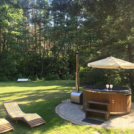 Deluxe Zdrojowa -willa Typu Alpejskiego W Borach Tucholskich-caloroczna Balia Z Jacuzzi-posiadlosc Na Wylacznosc -duza Wiata Grillowa *