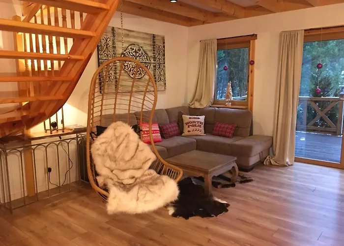 Villa Deluxe Zdrojowa -willa Typu Alpejskiego W Borach Tucholskich-caloroczna Balia Z Jacuzzi-prywatny I Strumyk -duza Wiata Grillowa *