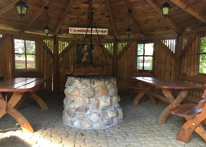 Deluxe Zdrojowa -willa Typu Alpejskiego W Borach Tucholskich-caloroczna Balia Z Jacuzzi-prywatny I Strumyk -duza Wiata Grillowa * Osowek