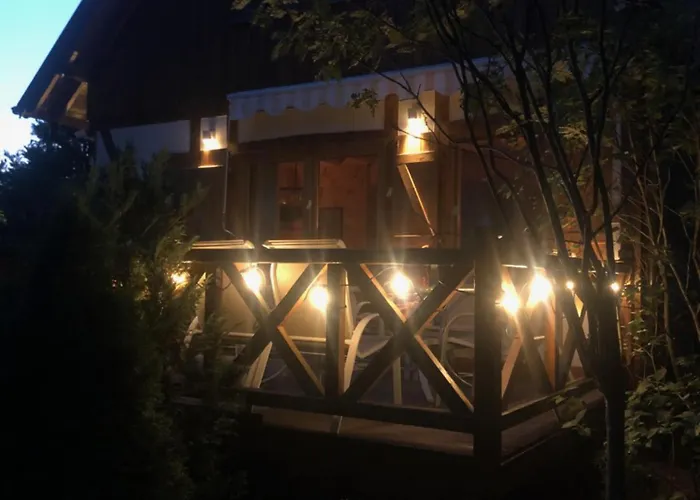 Villa Deluxe Zdrojowa -willa Typu Alpejskiego W Borach Tucholskich-caloroczna Balia Z Jacuzzi-prywatny I Strumyk -duza Wiata Grillowa Osowek