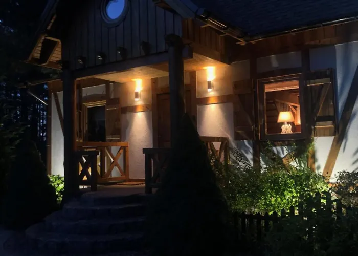 Deluxe Zdrojowa -willa Typu Alpejskiego W Borach Tucholskich-caloroczna Balia Z Jacuzzi-prywatny I Strumyk -duza Wiata Grillowa Villa