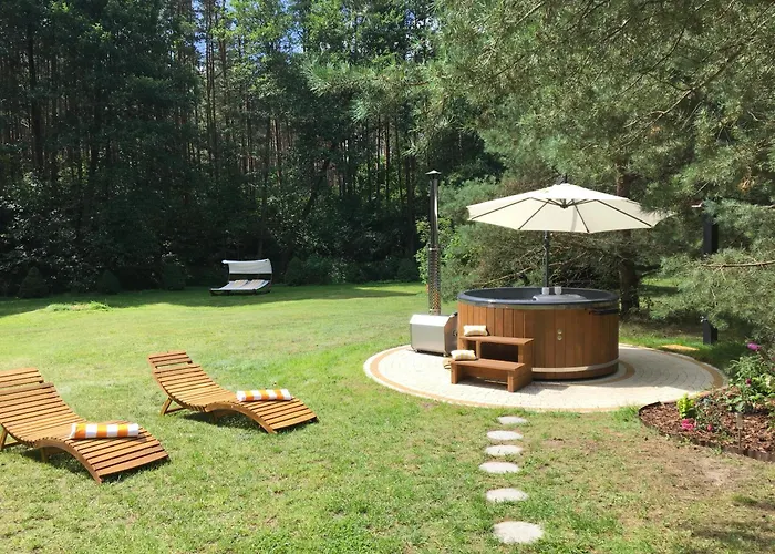 Deluxe Zdrojowa -willa Typu Alpejskiego W Borach Tucholskich-caloroczna Balia Z Jacuzzi-prywatny I Strumyk -duza Wiata Grillowa *